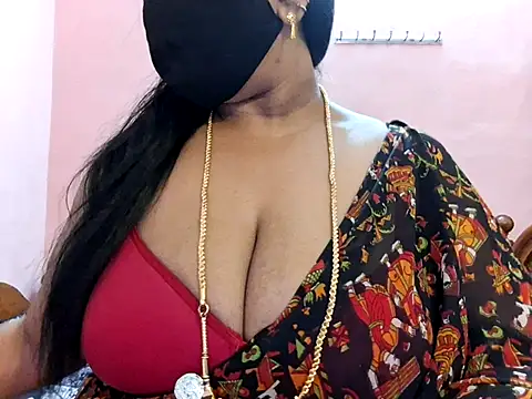 Snapshot of Pallavi-sri chatting on 09-22-25, 04:31 Pallavi-sri online show from 09-22-25, 04:31