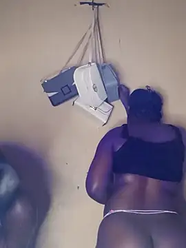 Snapshot of Swit_virgin22 chatting on 11-22-25, 02:49 Swit virgin22 online show from 11-22-25, 02:49