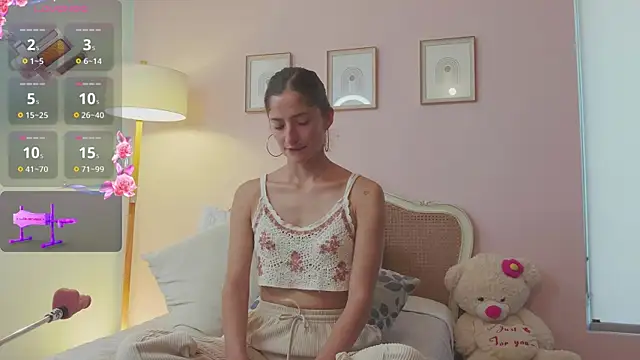 Snapshot of KittyAna chatting on 02-15-25, 07:50 KittyAna online show from 02-15-25, 07:50