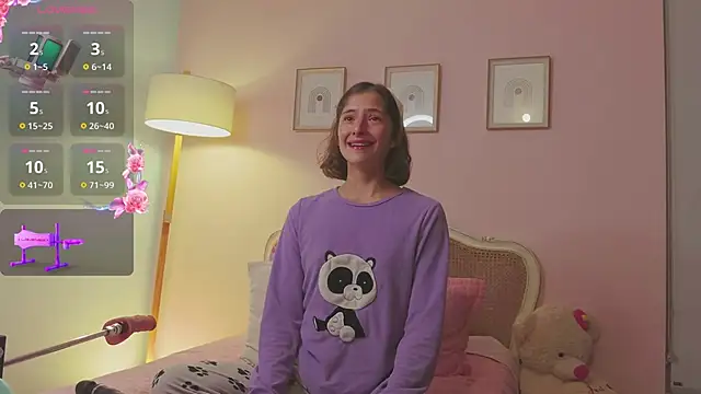 Snapshot of KittyAna chatting on 02-25-25, 08:19 KittyAna online show from 02-25-25, 08:19