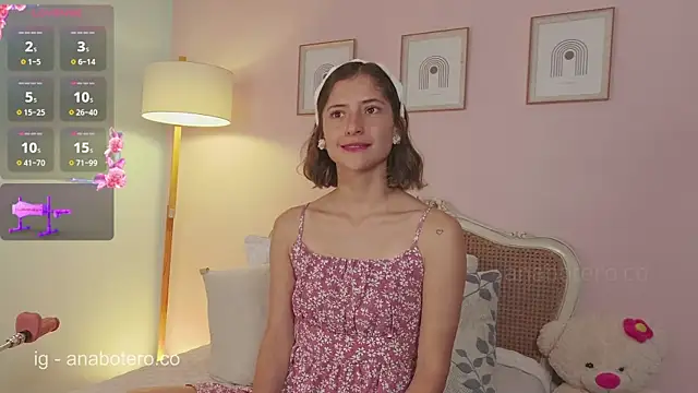 Snapshot of KittyAna chatting on 03-04-25, 07:32 KittyAna online show from 03-04-25, 07:32