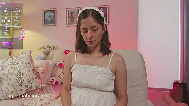 Snapshot of KittyAna chatting on 09-25-25, 07:28 KittyAna online show from 09-25-25, 07:28