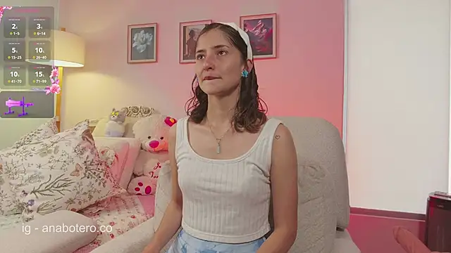 Snapshot of KittyAna chatting on 10-23-25, 07:12 KittyAna online show from 10-23-25, 07:12