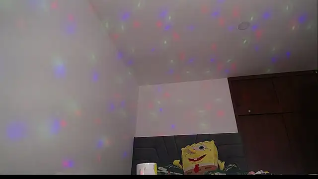 Yinn Silver online show from 11-22-25, 10:47