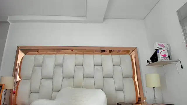 emilyparkerr01 online show from 03-03-25, 11:14