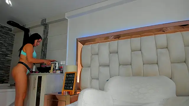 emilyparkerr01 online show from 03-14-25, 09:10