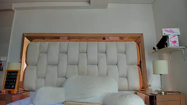 emilyparkerr01 online show from 03-15-25, 03:27