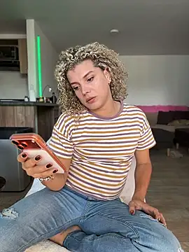 Georgiafox online show from 04-17-26, 06:11