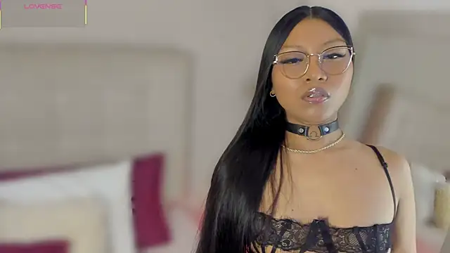 Snapshot of nakamura_sam chatting on 02-24-26, 10:02 nakamura sam online show from 02-24-26, 10:02