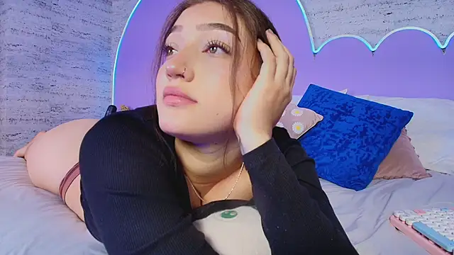 Giaa Ross online show from 04-14-26, 08:26