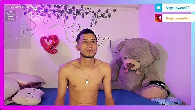 Angel owen1 online show from 12-04-24, 11:08