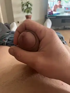 moi seul online show from 12-11-24, 01:28