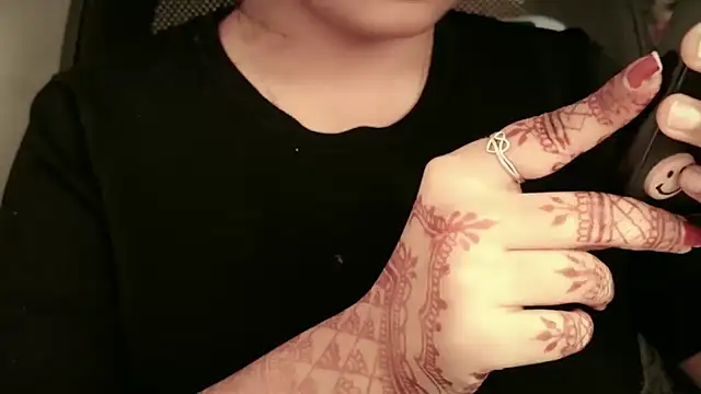 Snapshot of Spice-Summi chatting on 02-17-26, 05:48 Spice-Summi online show from 02-17-26, 05:48