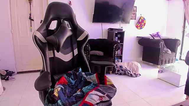 Snapshot of Acid666_alice chatting on 10-21-25, 03:35 Acid666 alice online show from 10-21-25, 03:35