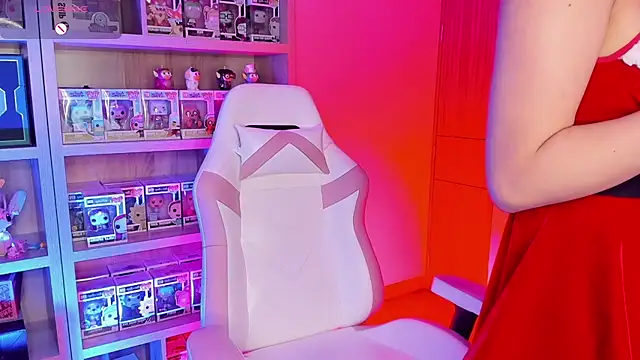 Snapshot of Victoria_se chatting on 12-14-25, 04:51 Victoria se online show from 12-14-25, 04:51