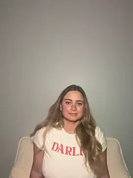 Sophie Raegan online show from 09-11-25, 04:34