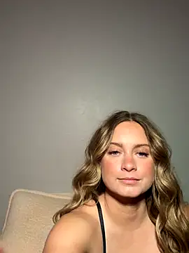 Sophie Raegan online show from 11-11-25, 07:52