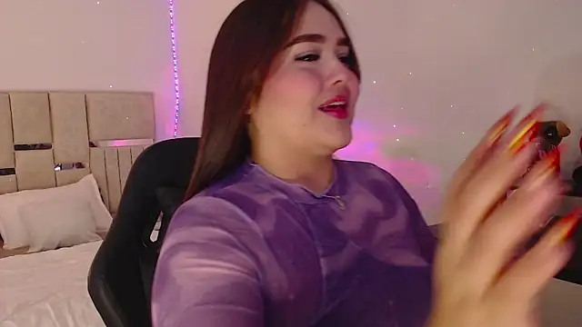 Snapshot of KimGeorgia_ chatting on 02-25-25, 11:11 KimGeorgia online show from 02-25-25, 11:11