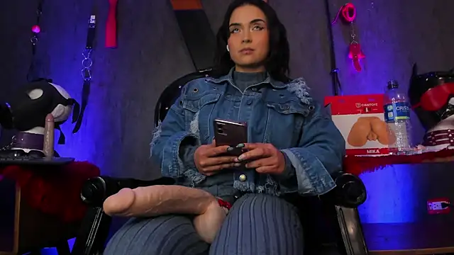 CharlotteScotte online show from 01-22-25, 04:23