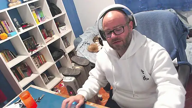 ravingr4d4 online show from 01-05-26, 09:51