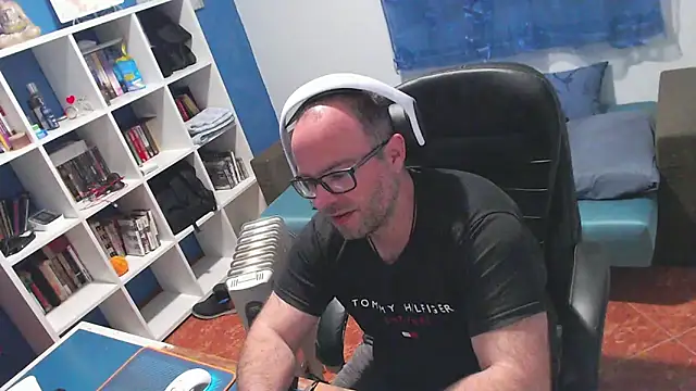 ravingr4d4 online show from 04-04-26, 07:55