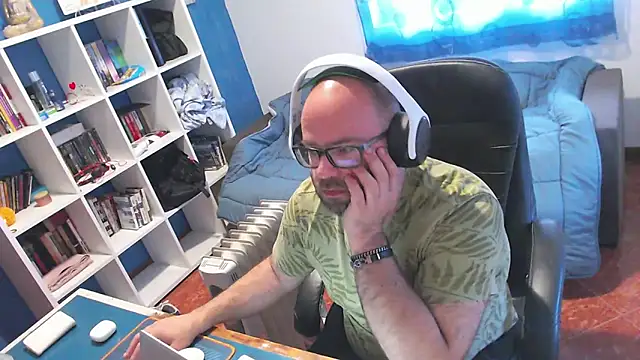 ravingr4d4 online show from 04-24-26, 08:06