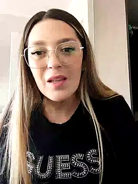 Daniela77771 online show from 04-21-26, 07:17