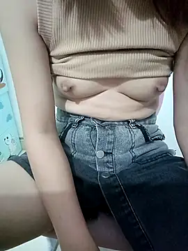 SweetGirl2k2 online show from 09-10-25, 09:37