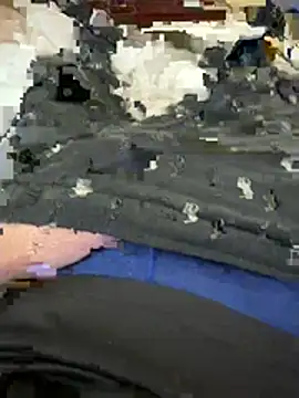 Tylerx9 online show from 04-06-26, 07:42