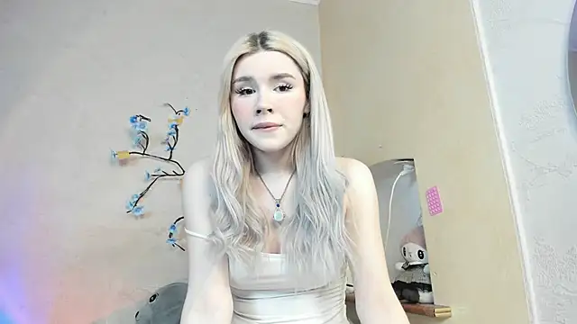 Alisa Black Star online show from 04-28-26, 05:51