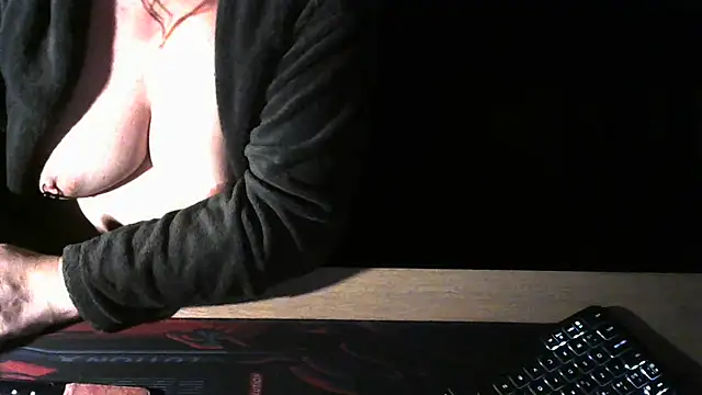 Silvia2277 online show from 12-05-25, 08:05