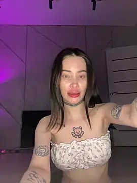 Yunasi online show from 03-22-25, 11:53