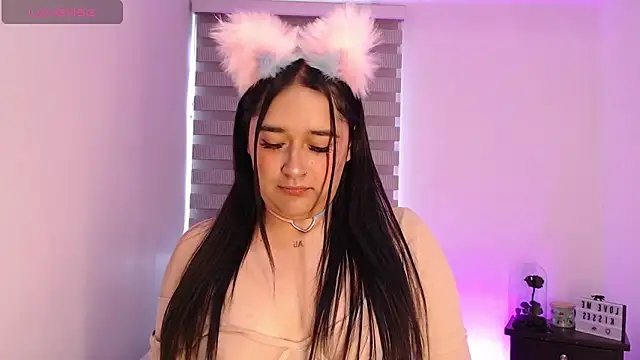 Megan FE online show from 11-28-25, 06:43