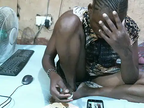 cute naimah online show from 04-22-26, 12:50