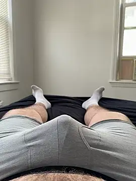 Snapshot of Bigben1573 chatting on 03-22-25, 07:42 Bigben1573 online show from 03-22-25, 07:42