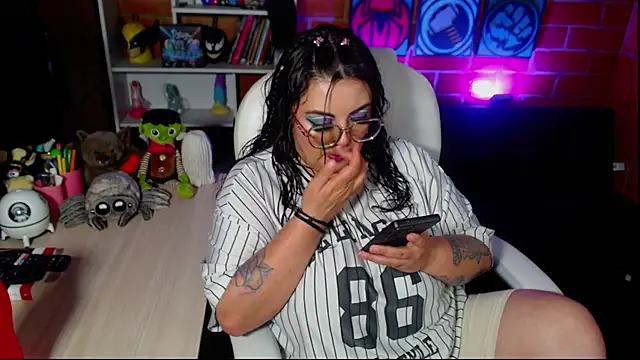 juliette rd online show from 10-02-25, 03:13