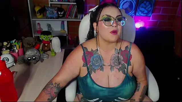 juliette rd online show from 10-07-25, 04:09