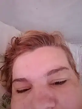 Snapshot of laiscibelle chatting on 09-28-25, 12:21 laiscibelle online show from 09-28-25, 12:21