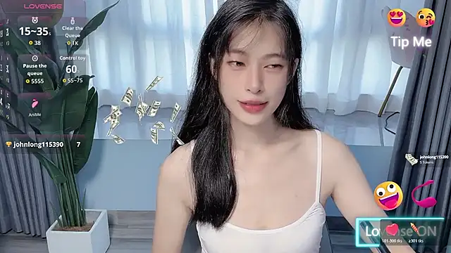 Aurora 99 online show from 10-18-25, 02:03