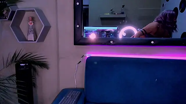 Sussy Bell01 online show from 12-04-24, 09:46