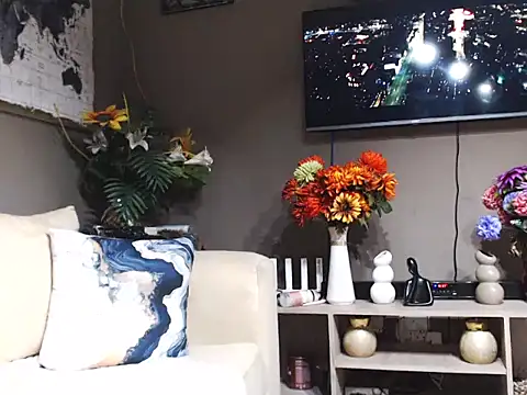 ThickyMinajxx online show from 01-17-25, 09:28