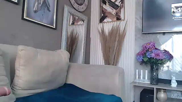 ThickyMinajxx online show from 04-25-26, 11:57