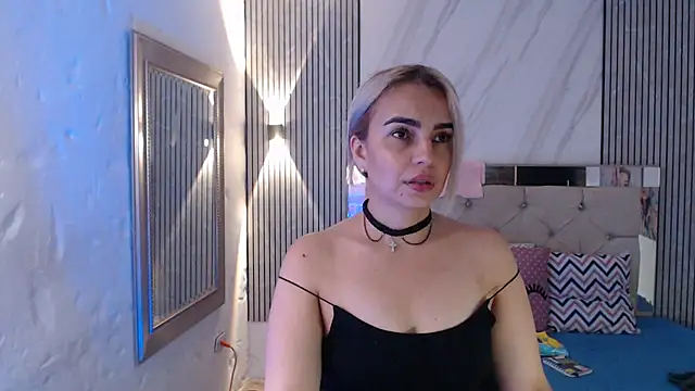 ashley  tylor online show from 04-20-26, 10:11