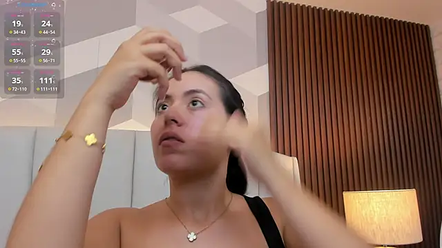 Julietasantos   online show from 06-09-26, 06:41