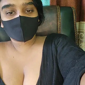 Snapshot of Kotha_-Moni chatting on 11-04-25, 04:11 Kotha -Moni online show from 11-04-25, 04:11