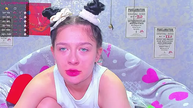 Vanessa Florence online show from 12-11-24, 01:05