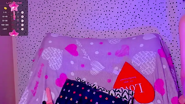 Vanessa Florence online show from 03-01-25, 01:32