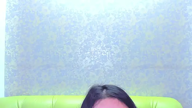 Snapshot of Vanessa_Florence chatting on 05-02-26, 01:10 Vanessa Florence online show from 05-02-26, 01:10