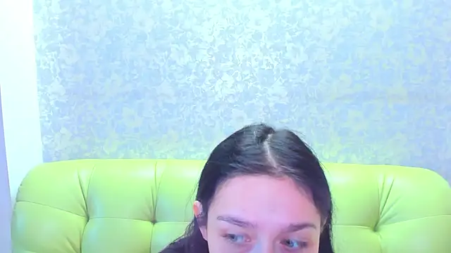 Snapshot of Vanessa_Florence chatting on 05-08-26, 01:33 Vanessa Florence online show from 05-08-26, 01:33