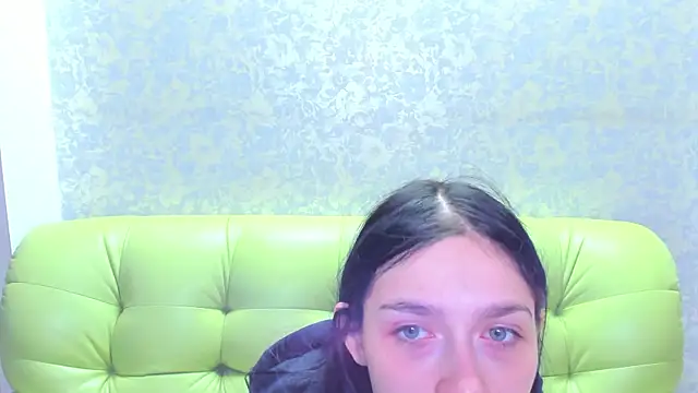 Snapshot of Vanessa_Florence chatting on 05-14-26, 01:01 Vanessa Florence online show from 05-14-26, 01:01